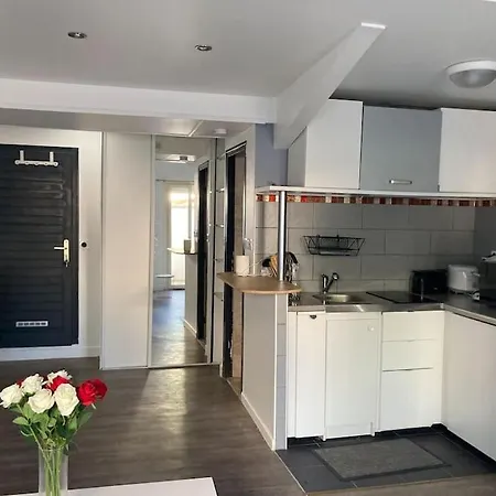 Charmant Logement A Romainville Exterior photo