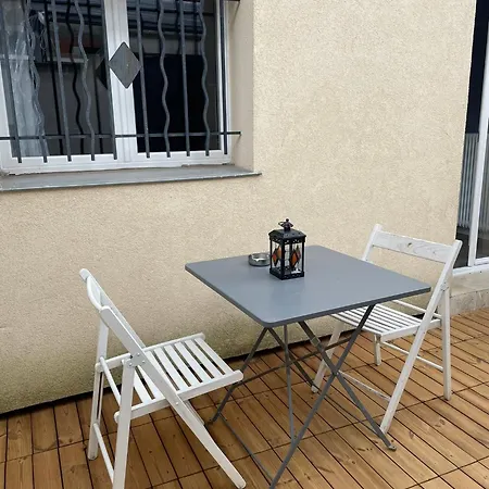 Charmant Logement A Romainville Exterior photo
